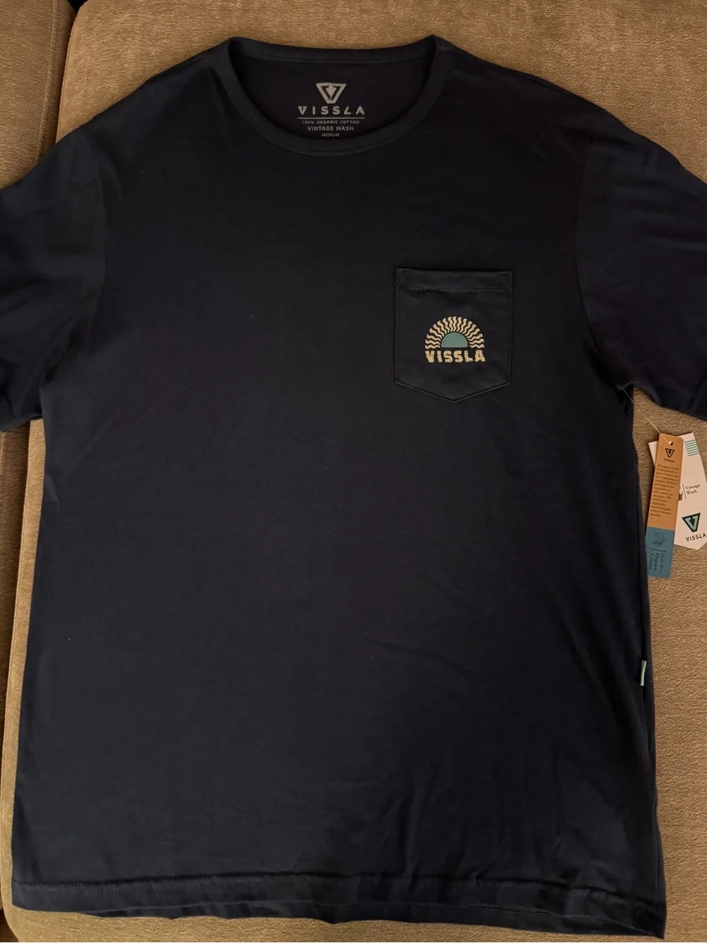 Vissla Worldwide Men's Medium Navy Graphic T-Shirt Organic Cotton